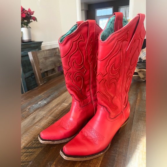 Accessories - Corral Trading Cowgirl Boots Size 8 1/2